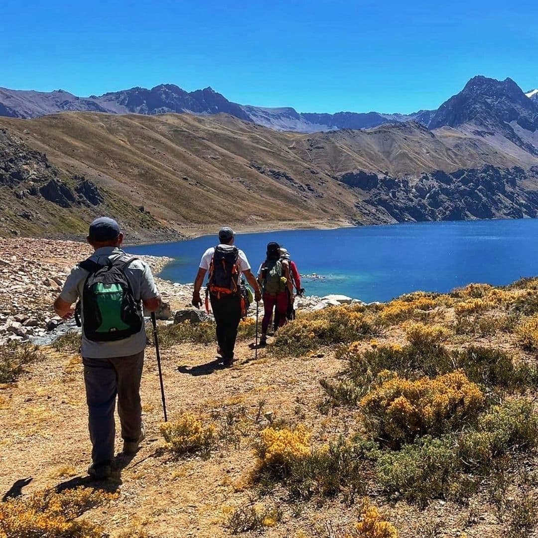 Trekking Laguna Negra Cajón del Maipo desde Santiago – Full Day - Foto de galería 5